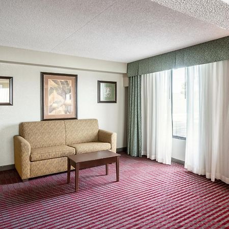 Lakeland Hotel Exterior foto